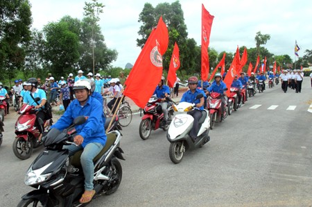 Lễ mít tinh Tuần lễ biển và hải đảo Việt Nam năm 2013 - ảnh 1